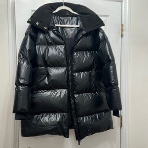 Sweaty Betty Aspen down filled black shiny puffer jacket Size Small
